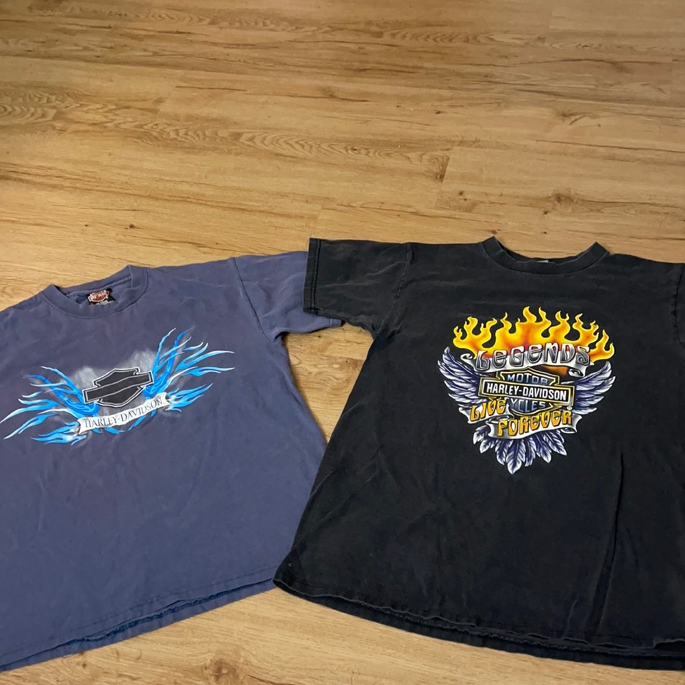 Harley Davidson (2) shirts size medium men’s